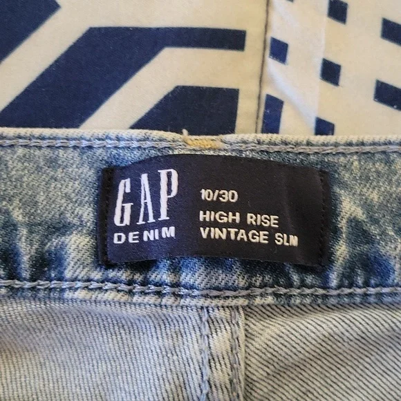 Gap Jeans - Picture 3 of 4